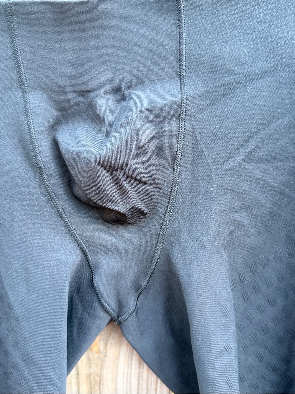 Lululemon SenseKnit Running Short 10" Size Large - Picture 2 of 9